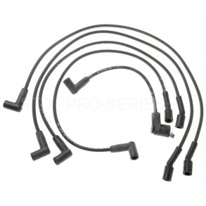 Tndkabler komplet st IH 4 cyl. 1967 til 1980 (7411 - 27411)