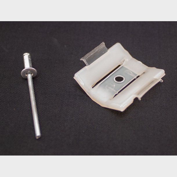 Clips Ford Pickup 1968 til 1972 (LMC 40-1642)