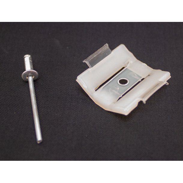 Clips Ford Pickup 1968 til 1972 (LMC 40-1642)