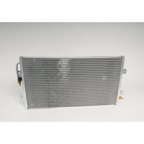 A/C kler Chevrolet Astro 1995 til 2000 (Condensor AC Delco 15-6816 - Spectre 74622 - 7-4622)