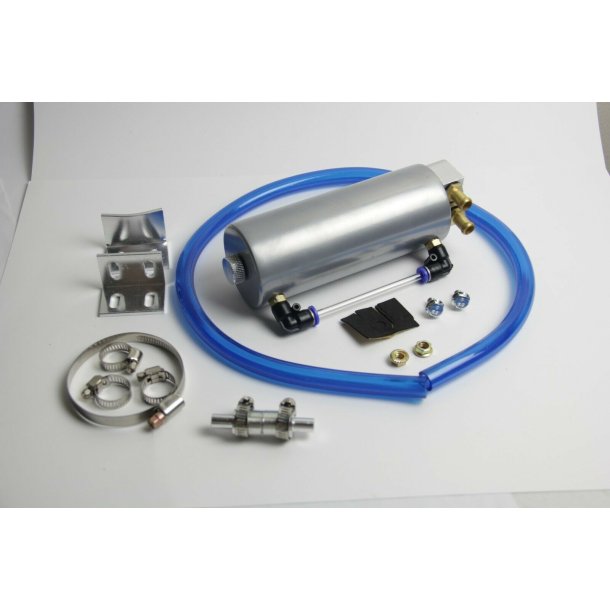 Oil reservoir catch tank