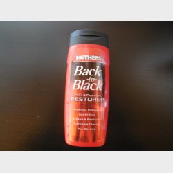 Mothers Back to Black Trim and Plastic Restorer - renser og beskytter (06112)