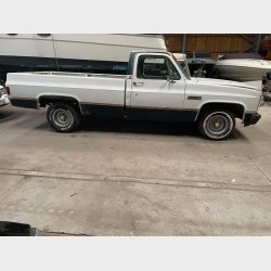 GMC C10 5,0 Pick-up fra �rgang 1984. Syn og klarg�r selv eller k�b den nysynet p� plader