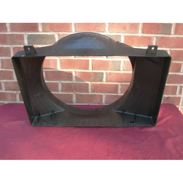 Klerkappe Buick 1970 Fan Shroud (GM 1232996 - OPGI S230234) Brugt