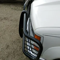 Grille Guards  1988-1998 Chevrolet/GMC C/K, Tahoe, Suburban Yokun fra 1988 til 2000 (Bull Bar prim-am-125) Powder coated black