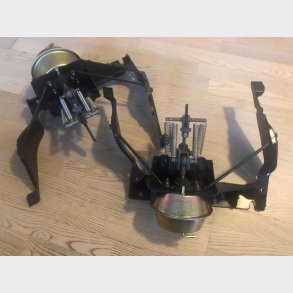 Forlygter renoveret med nye dele overalt 1975-1982