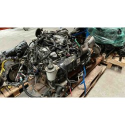 Motor brugt komplet Ford 281 4,6 V8 fra r 1996 til 2000. Incl. 4R70W gearkasse brugt med samme km.