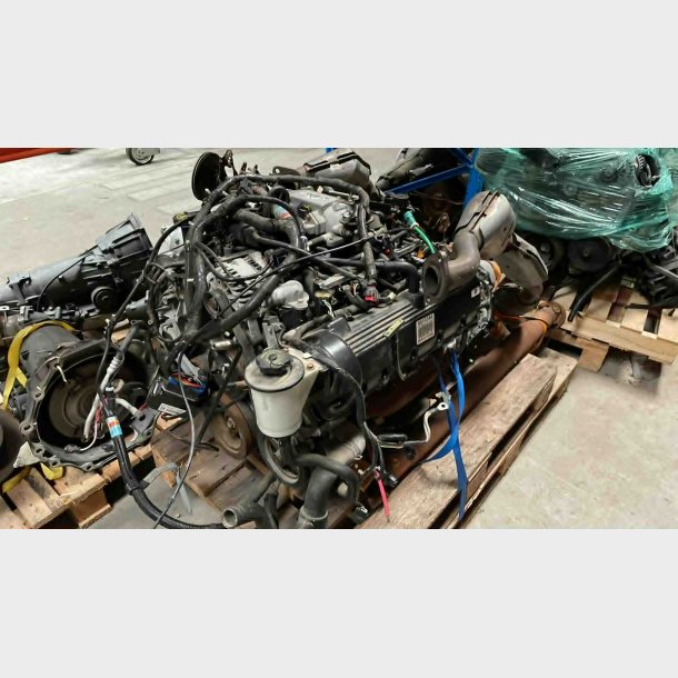 Motor brugt komplet Ford 281 4,6 V8 fra �r 1996 til 2000. Incl. 4R70W gearkasse brugt med samme km.