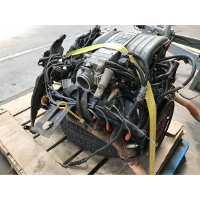 Motor brugt komplet Ford 302 EFI Kan laves om til karburator (m/topstykker) som vist p billedet