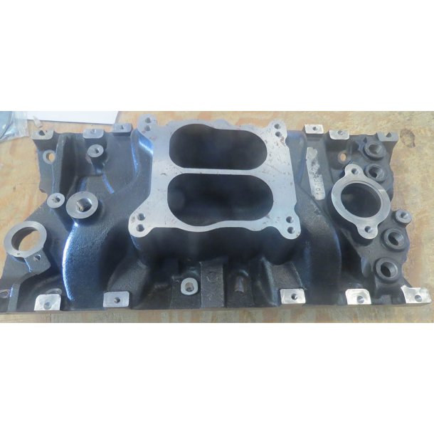 Indsugningsmanifold stbejern 12 bolt Chevrolet, Volvo Penta, Mercruiser 5,7L V8 1969 til 1995
